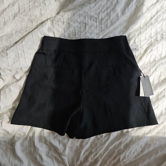 Aritzia Babaton Hikaru Mini Skort - 2020 - Black - Sz 2 - NWT - Picture 3 of 16